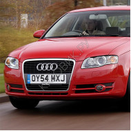 Бампер передний в цвет кузова Audi A4 B7 (2005-2007)