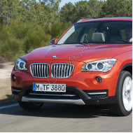 Передний бампер верхняя часть в цвет кузова BMW X1 E84 (2013-) рестайлинг